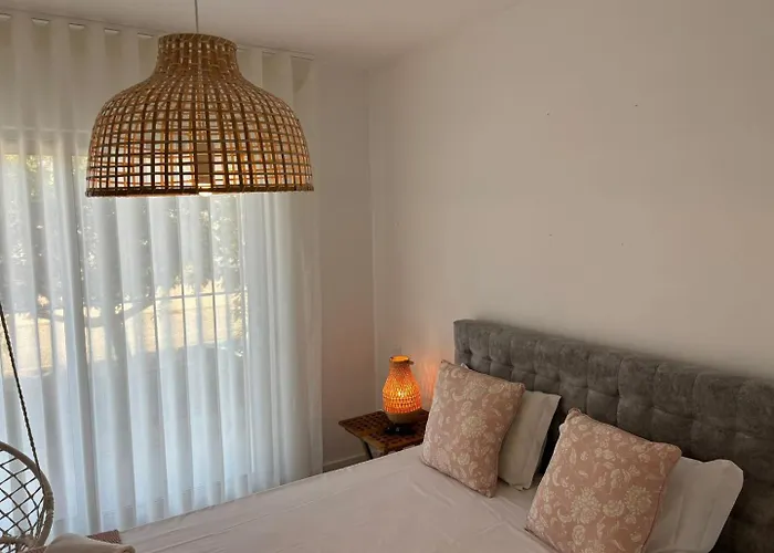 The Concierge - Prime Sunset Design *